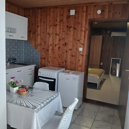 Ma * Kostajnica